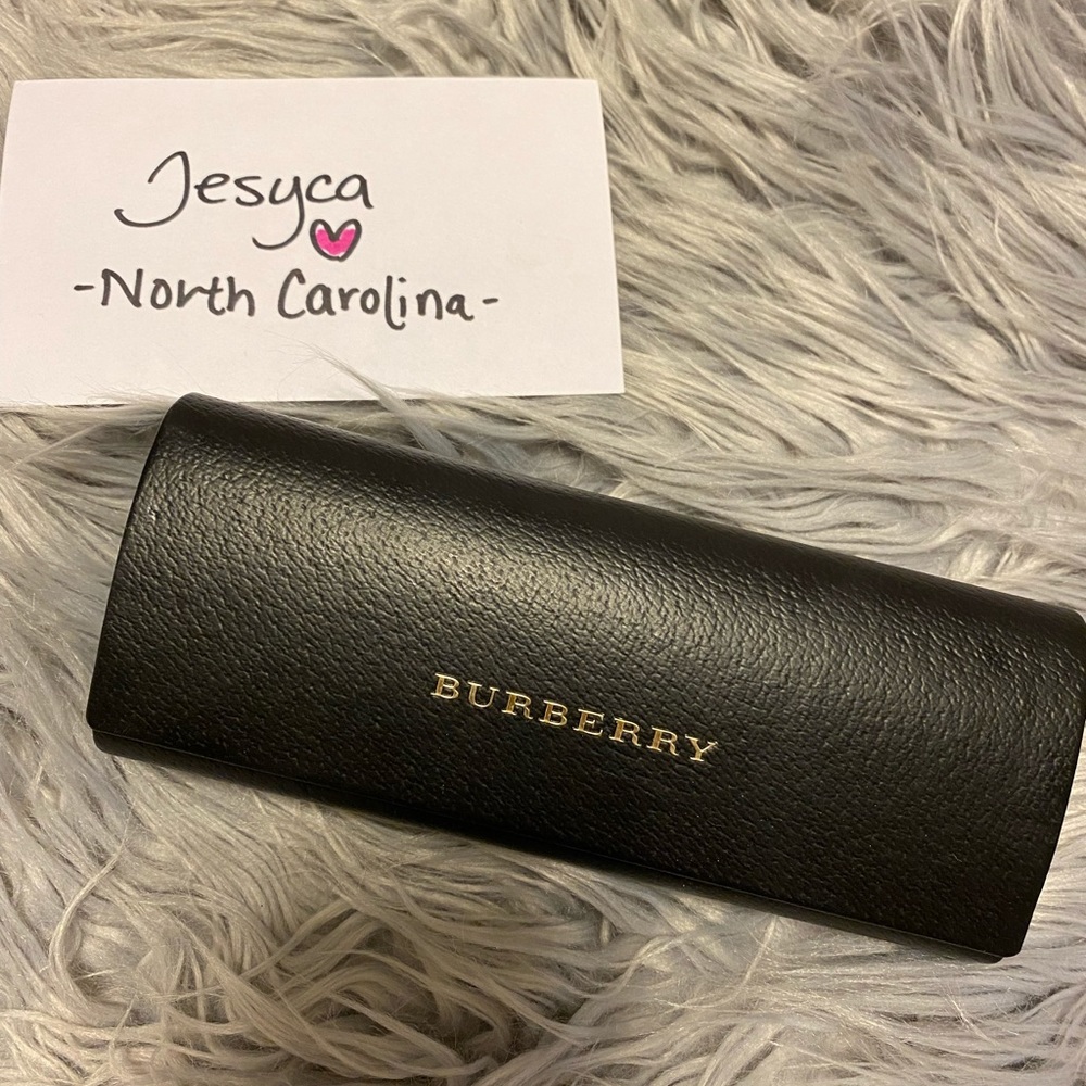 Burberry sunglasses / eyeglasses case EUC!